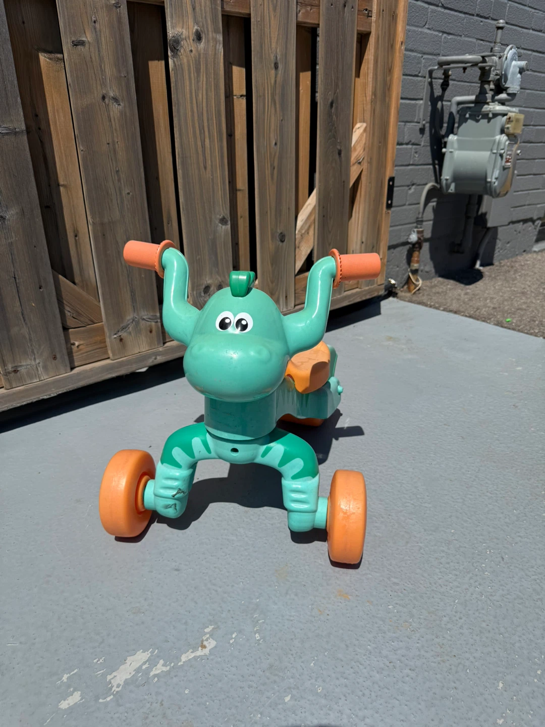 Kids Tricycle Ride-On Toy