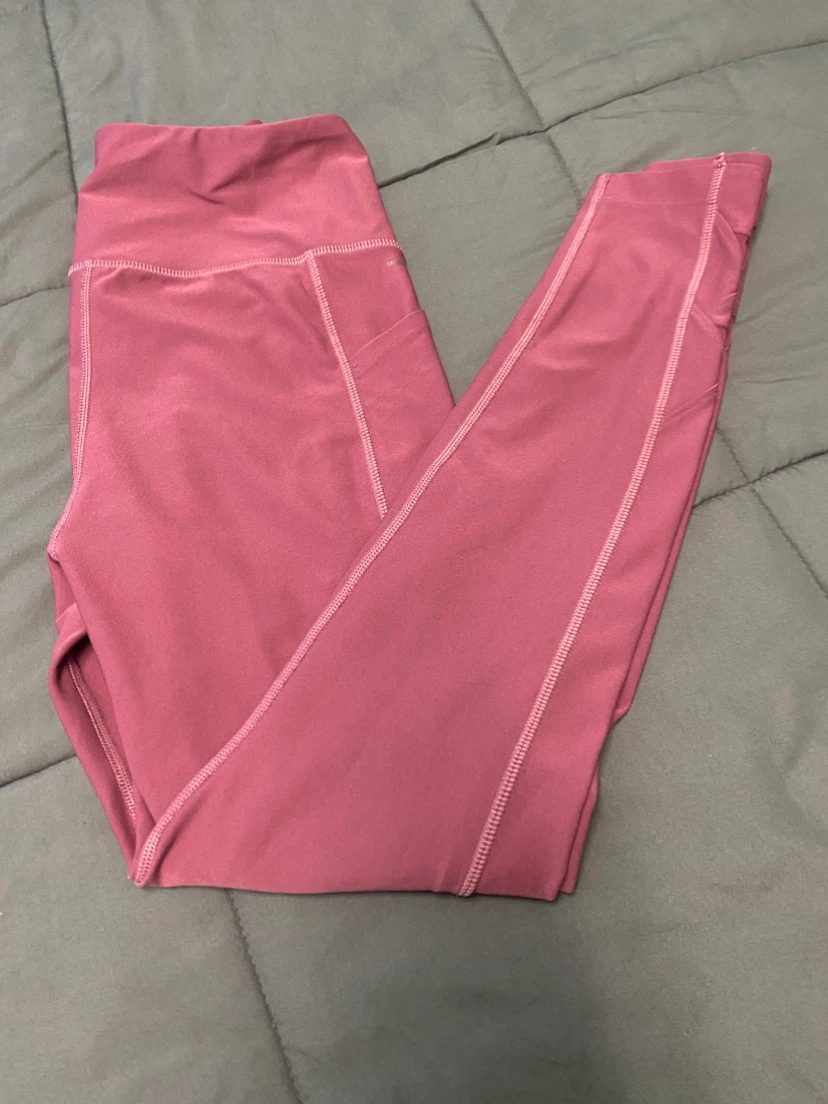 Mondetta Performance + Luxury Leggings - Size S/P