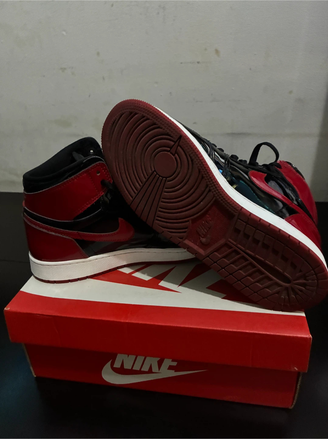 Nike Air Jordan 1 High Red/Black
