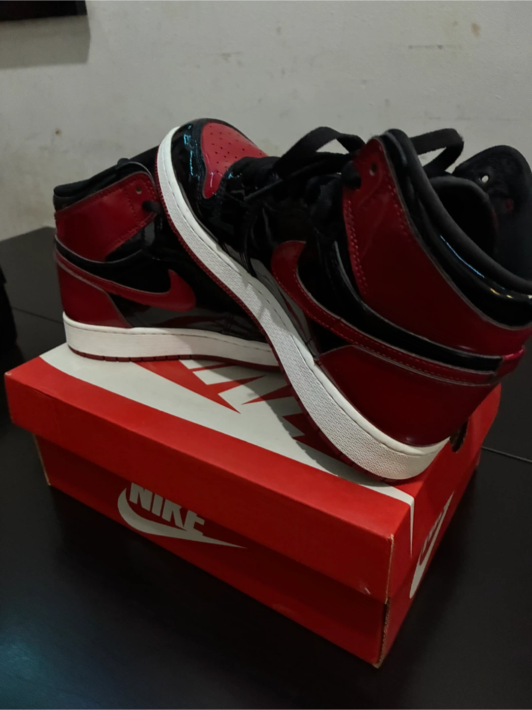 Nike Air Jordan 1 High Red/Black - photo 2