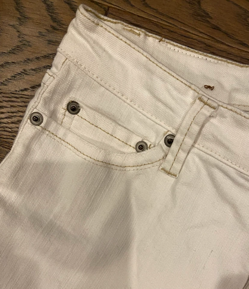 EUC: Bluenotes White Low Rise Super Skinny Jeans Size 27 - photo 2