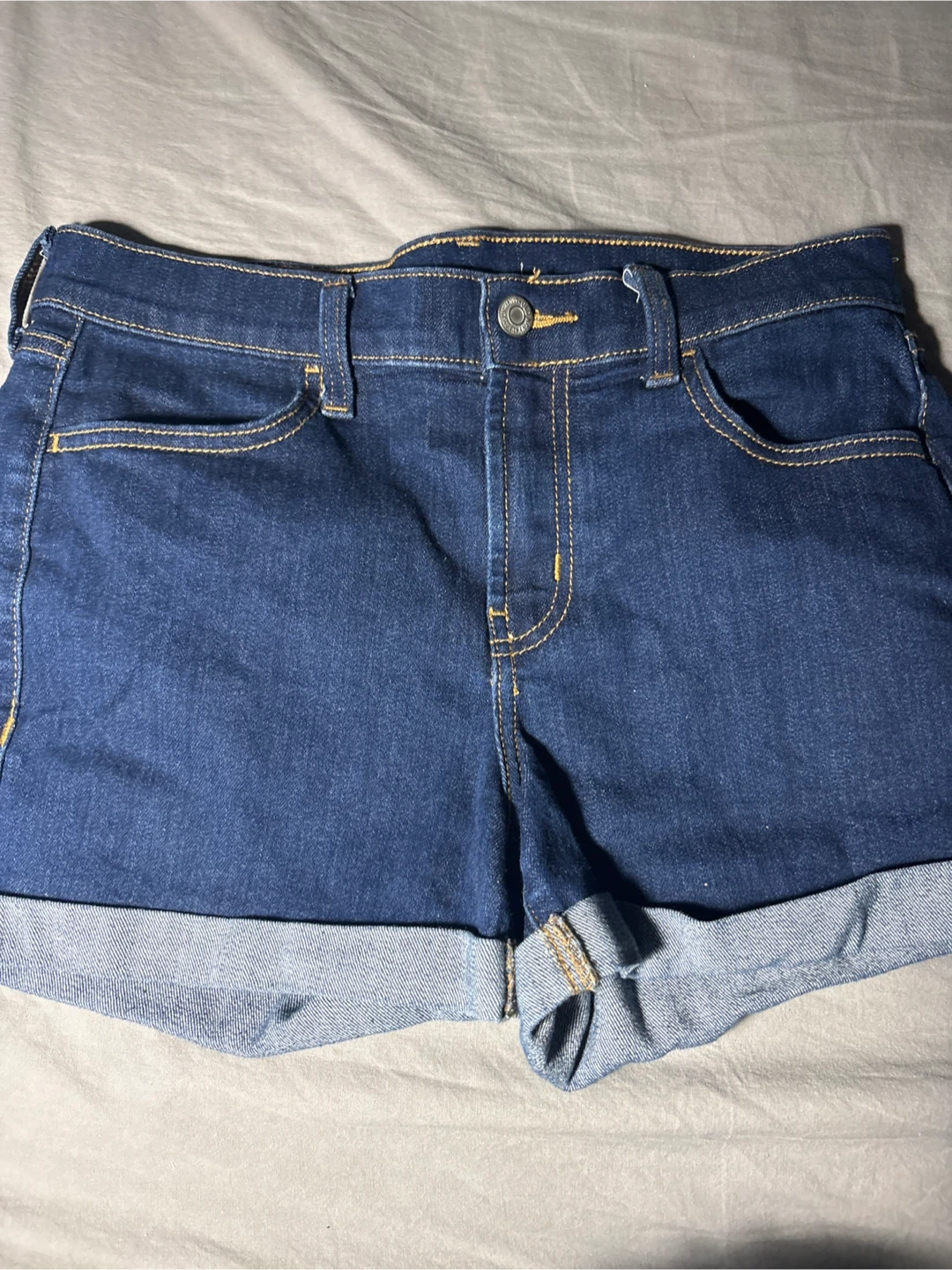 Old Navy Mid-Rise Denim Shorts Size 0
