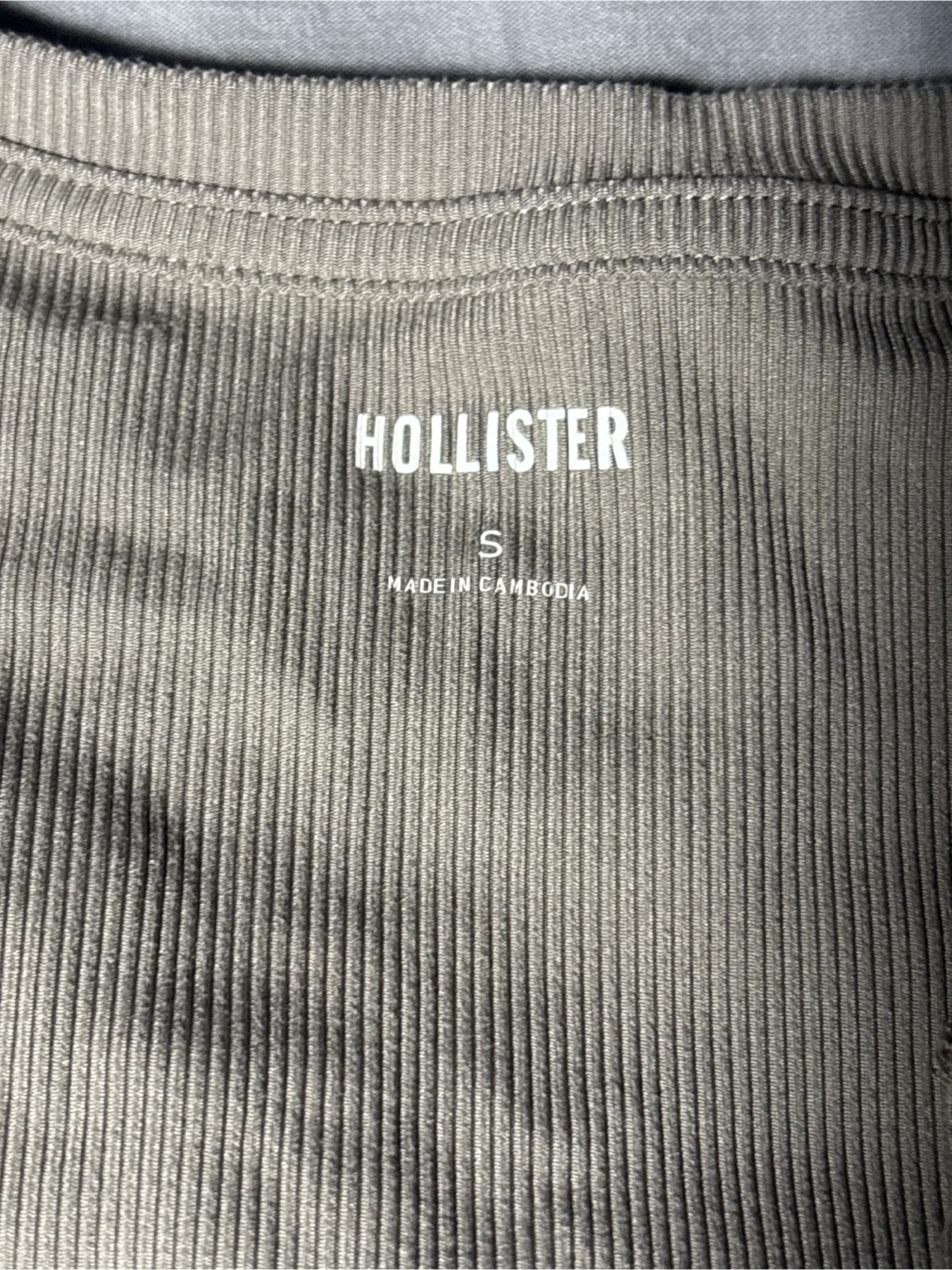Hollister Ribbed Long Sleeve Top - Size S - photo 2