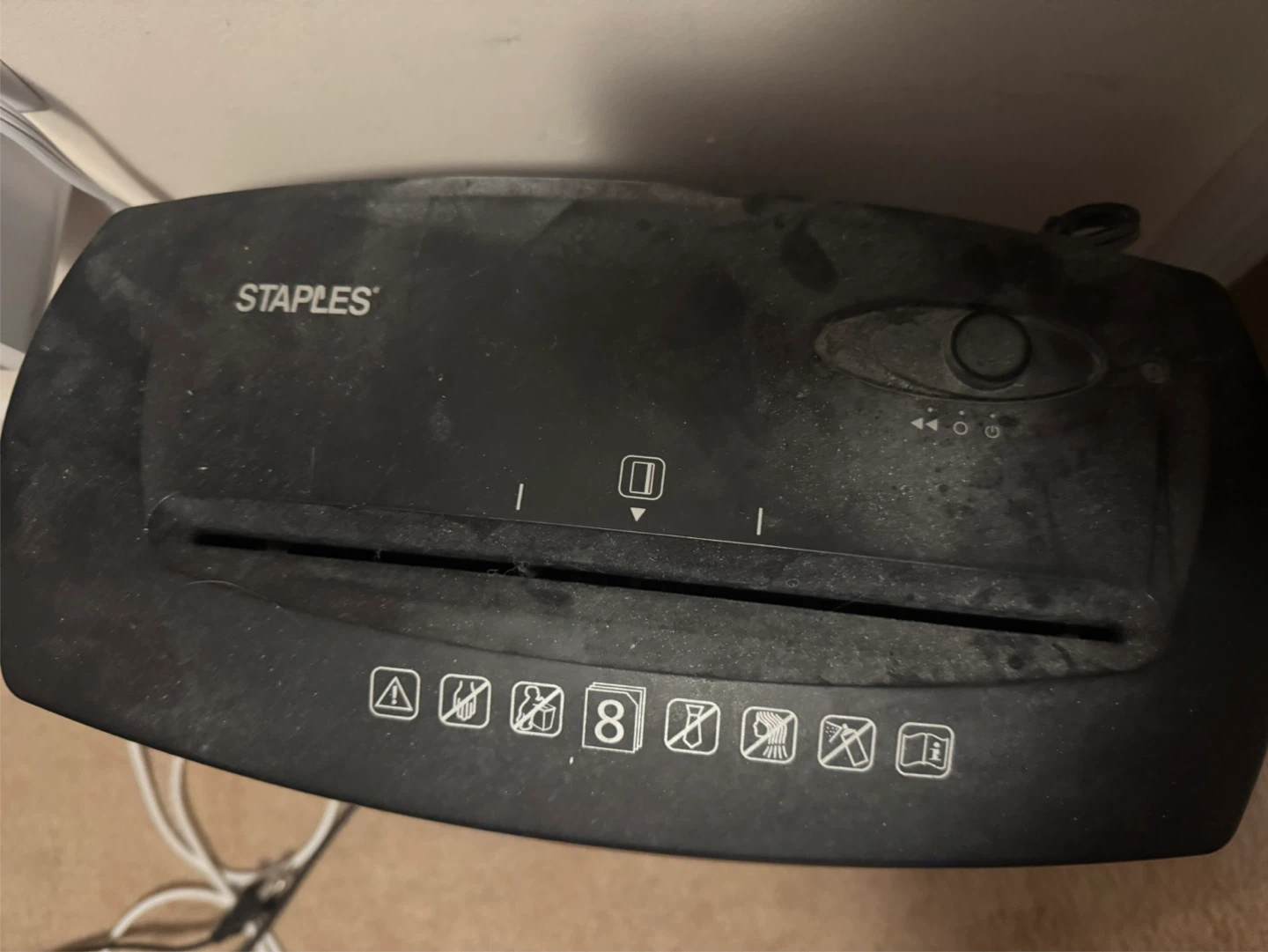 Staples Paper Shredder - photo 2