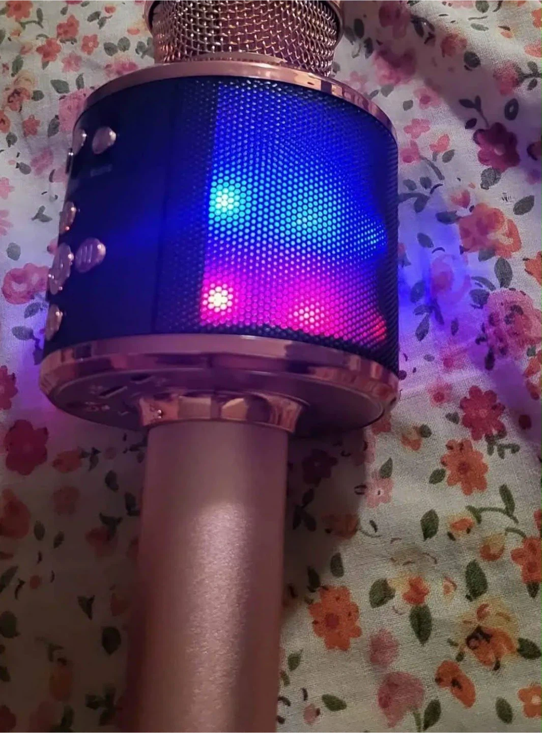 Bluetooth Karaoke Microphone - photo 2