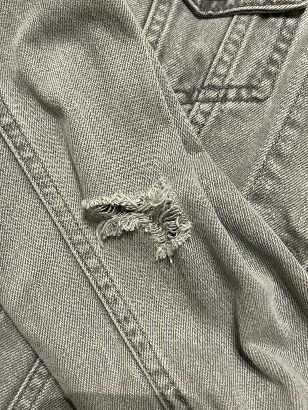 Abercrombie & Fitch Grey Denim Jacket - photo 4