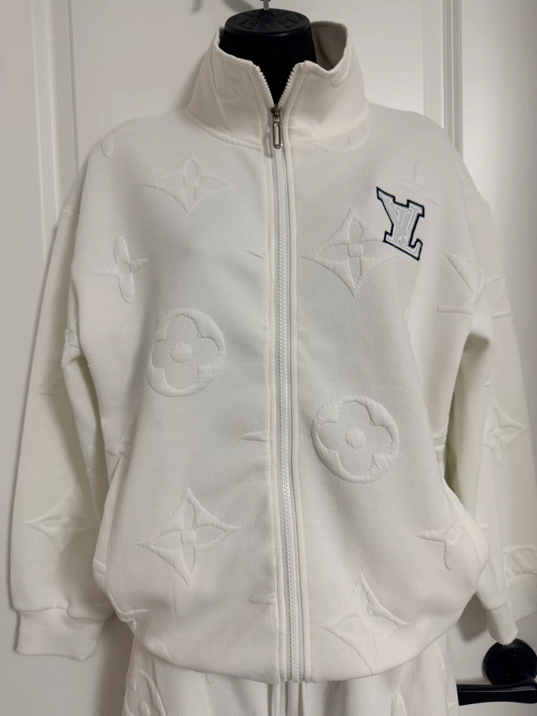 Louis Vuitton Monogram Tracksuit Set White Size M - photo 3