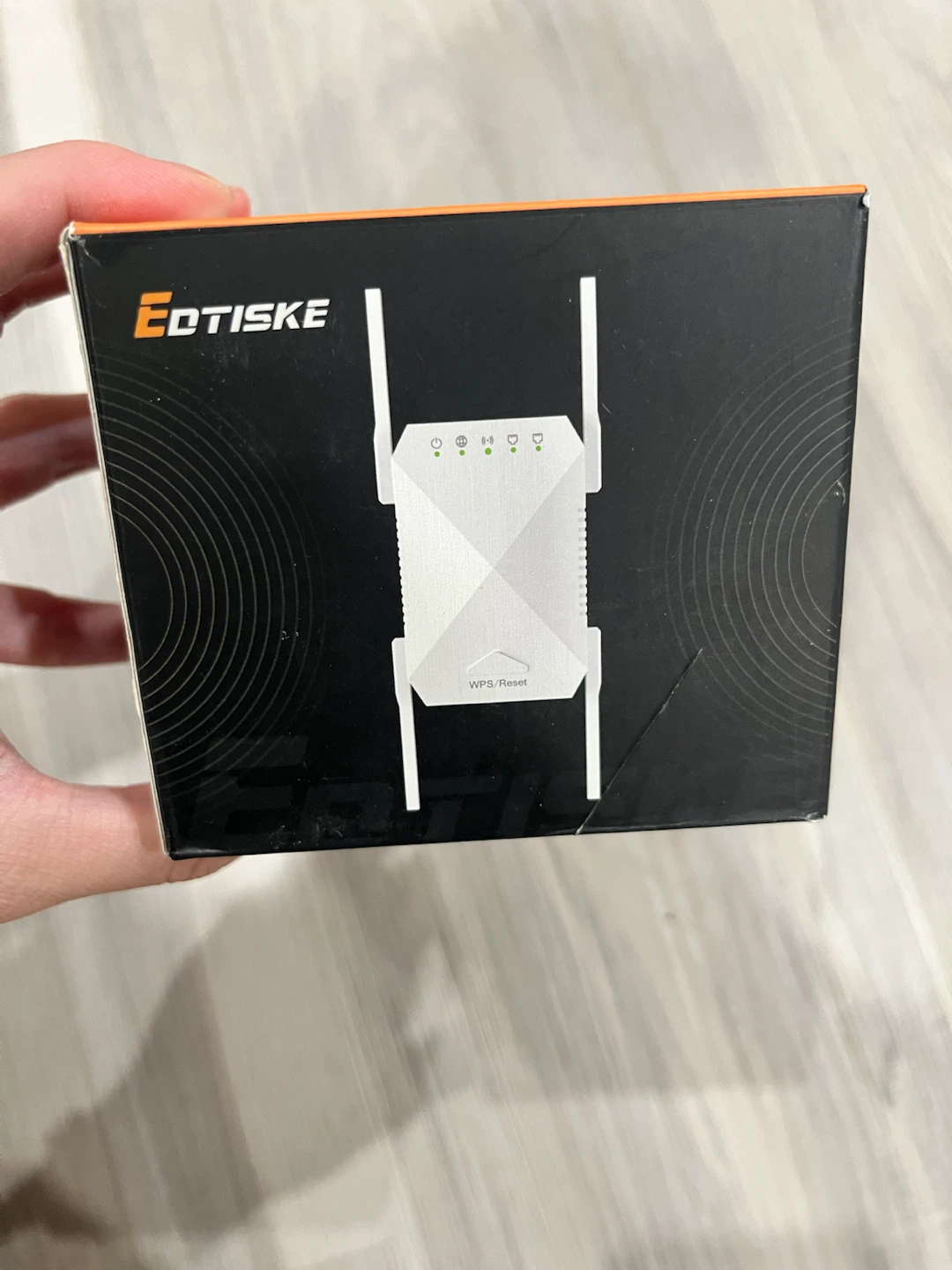 Dual Band WiFi Extender - photo 2
