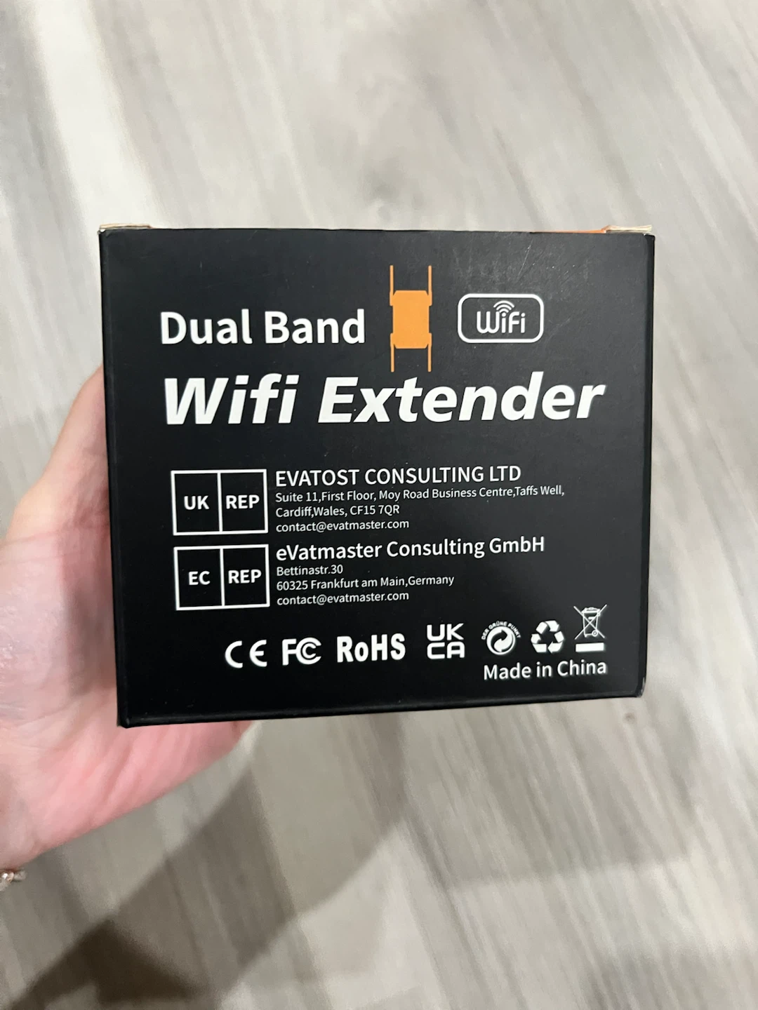 Dual Band WiFi Extender - photo 3
