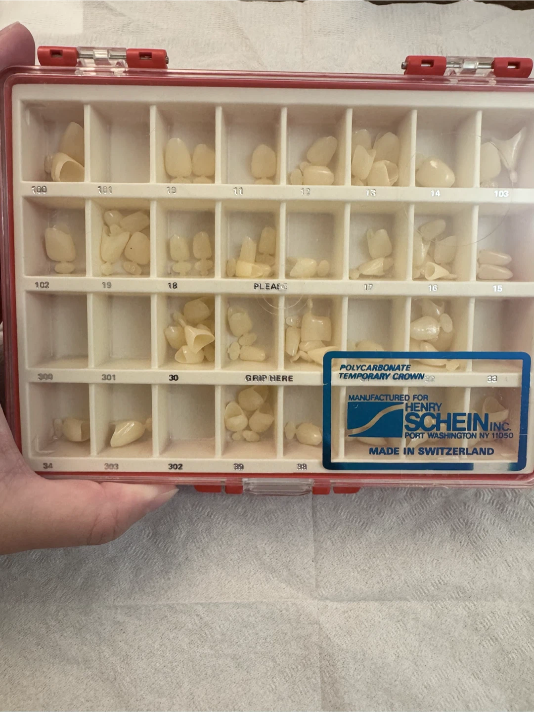 Henry Schein Polycarbonate Temporary Crowns Set