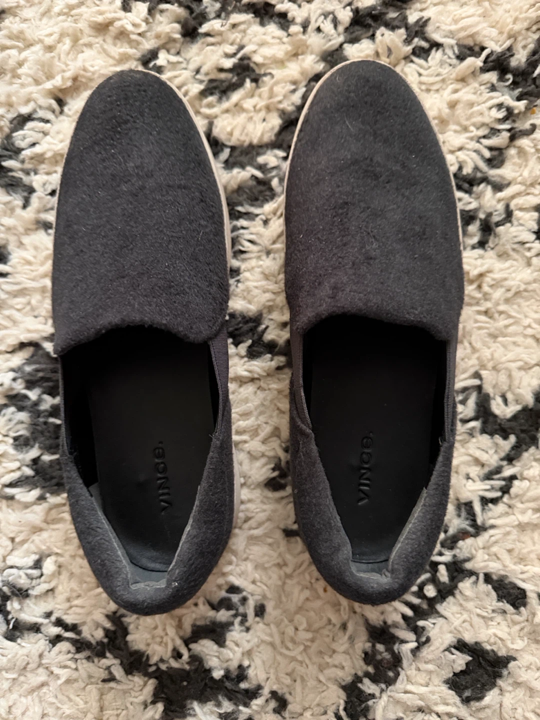 Vince Black Suede Slip-On Sneakers US 9 / EUR 39 - photo 4
