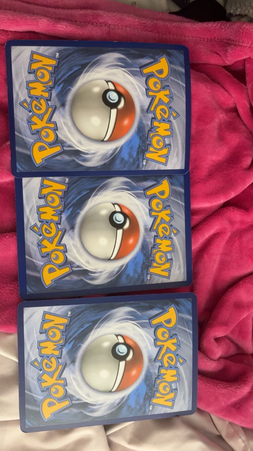 Official Jumbo Pokémon Cards - photo 2
