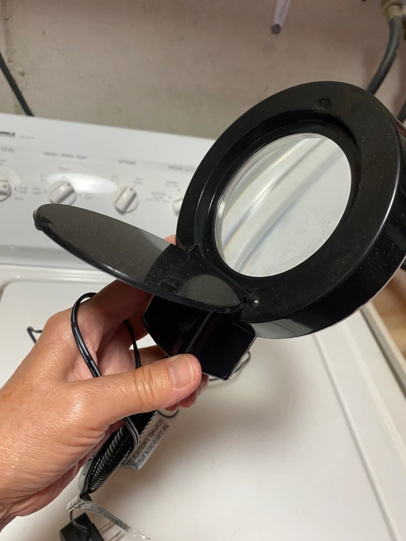 Magnifying Lamp with LED Lights - photo 4