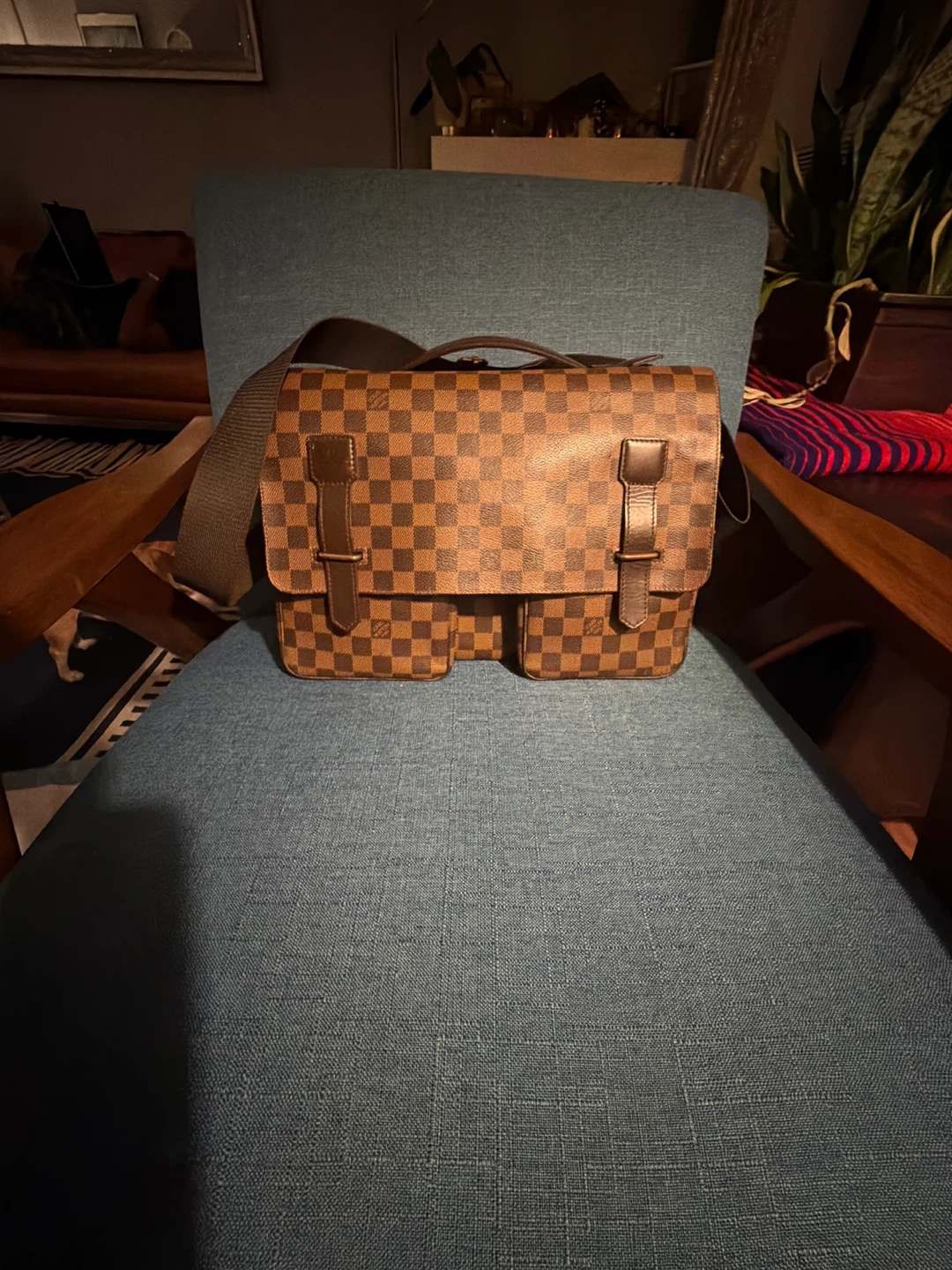 Louis Vuitton Damier Ebene Messenger Bag - photo 5