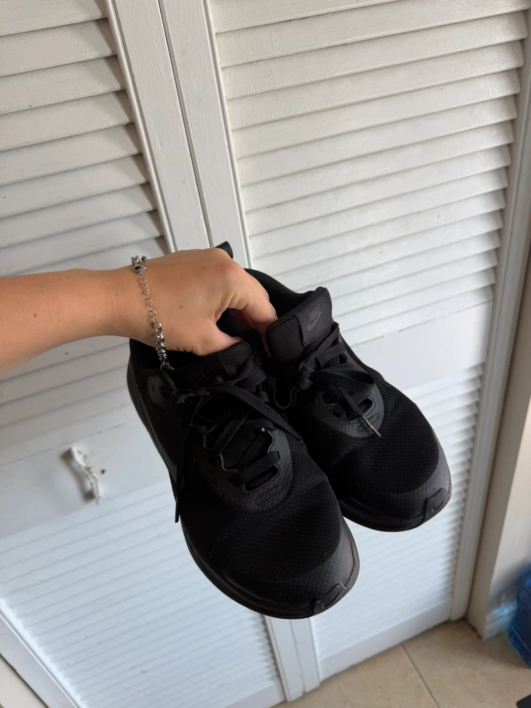 Nike promina women size 8