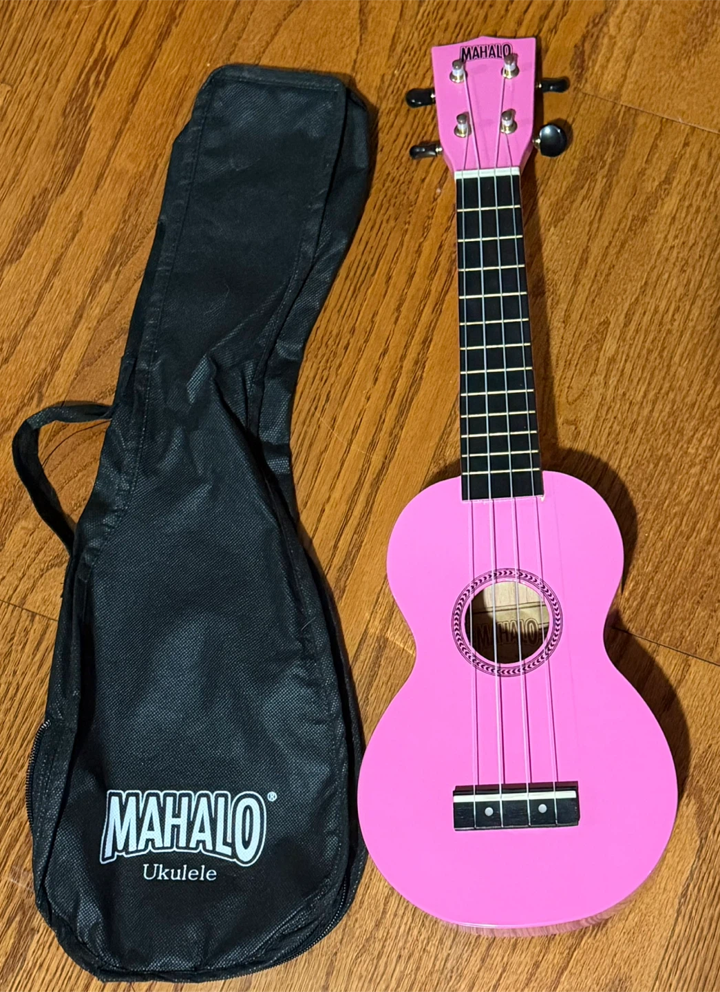 Mahalo Ukulele - Soprano Ukulele