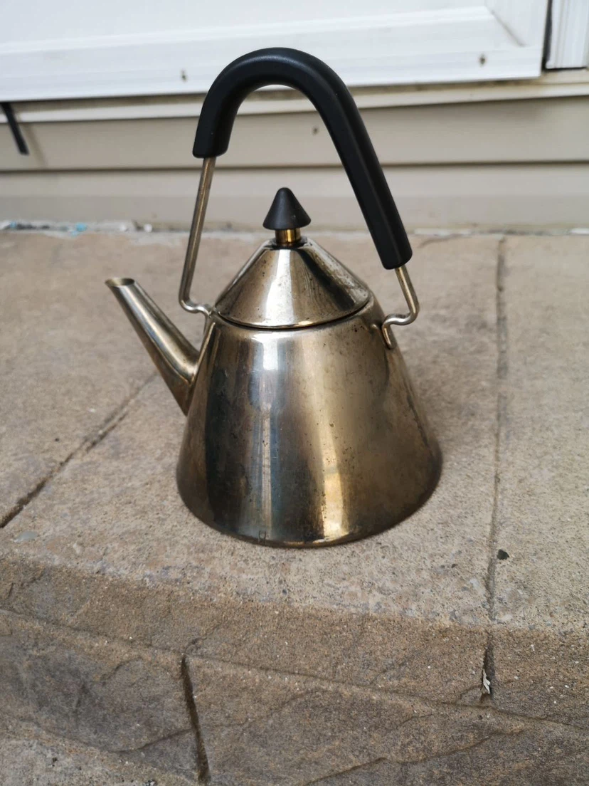 Stainless Steel Kettle with Black Handle