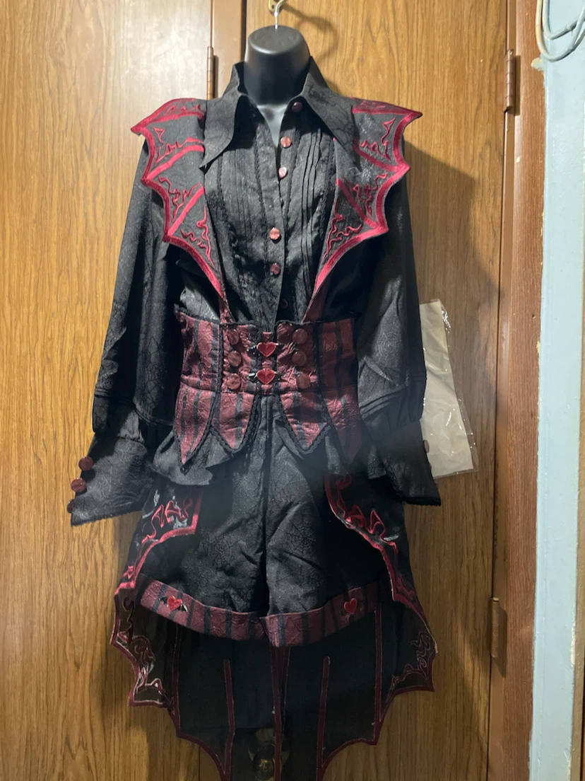Gothic Vampire Prince Bat Wing Shirt Shorts Set - photo 2
