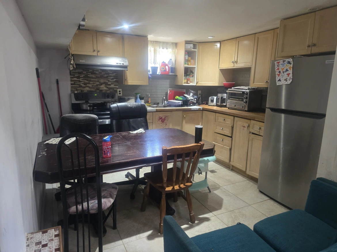 1 Bedroom and 1 Bathroom for rent - photo 3