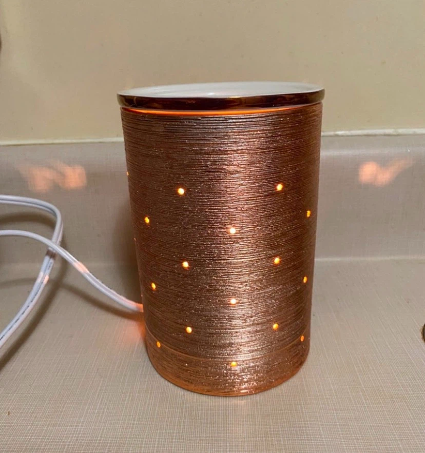 Scentsy Etched Core With Wax Warmer Melts