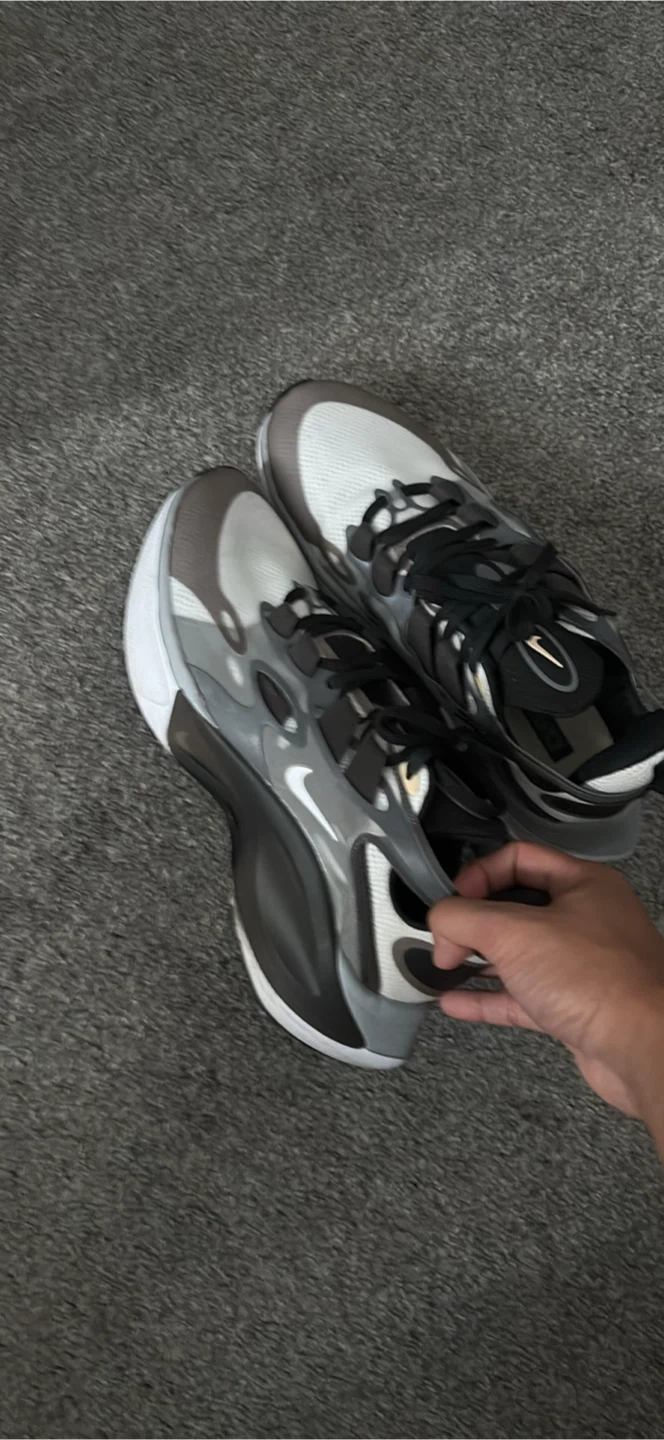 Nike Sneakers - photo 2