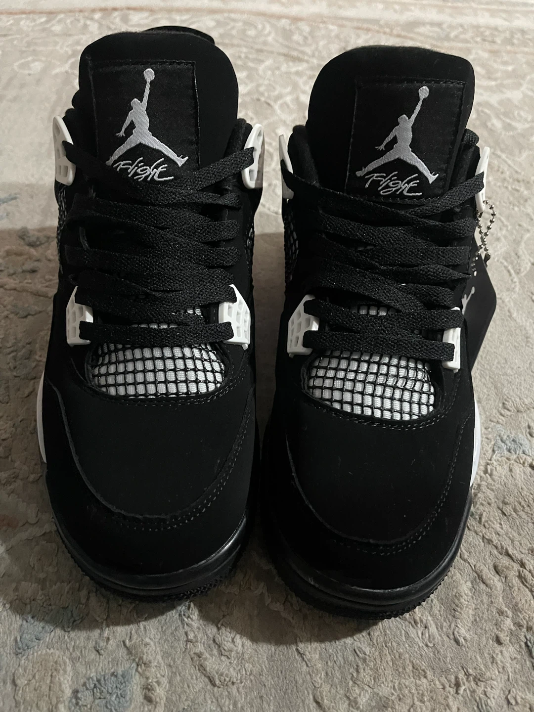 Air Jordan 4 White Thunder sneakers