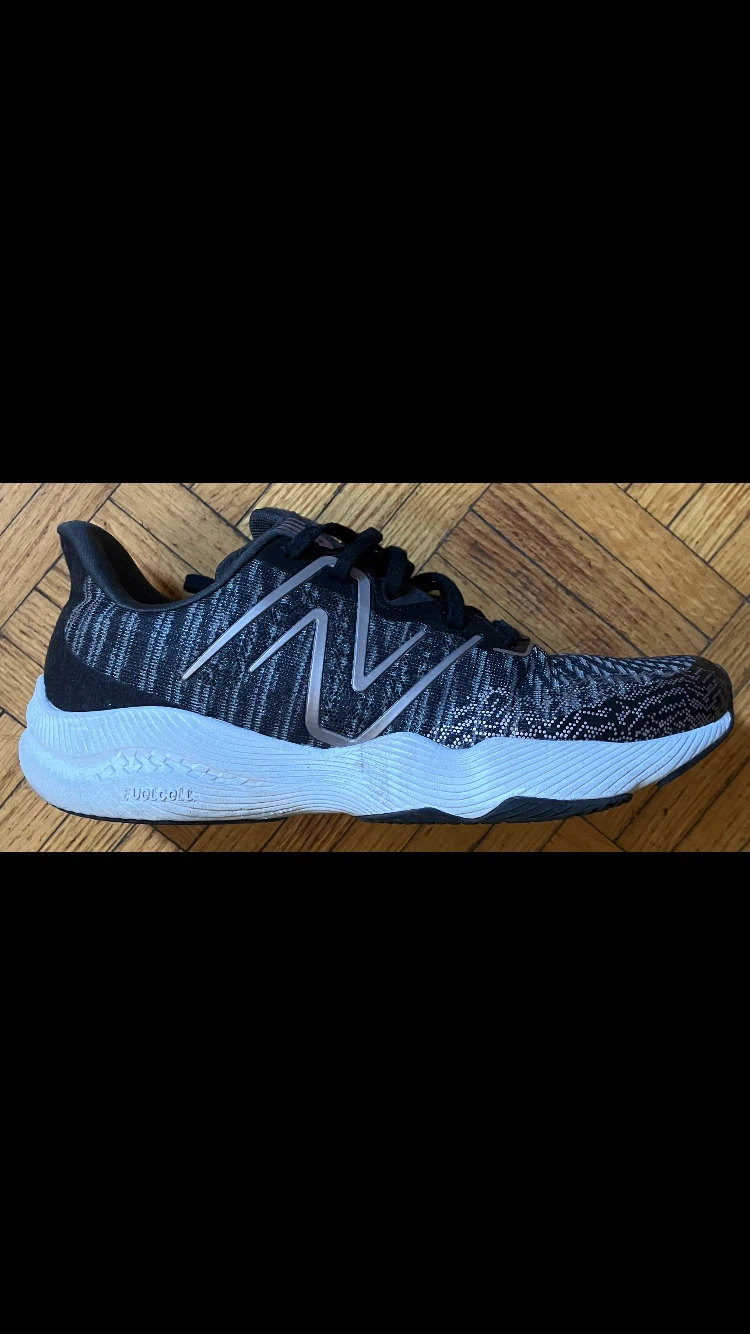 New Balance Women’s FuelCell Shift TR v2 Shoes Size 8D Wide👟🖤🩶🤍