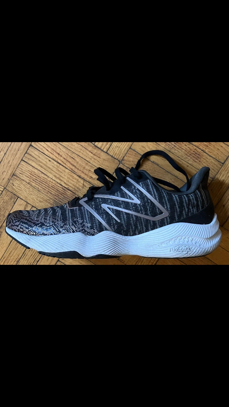 New Balance Women’s FuelCell Shift TR v2 Shoes Size 8D Wide👟🖤🩶🤍 - photo 3