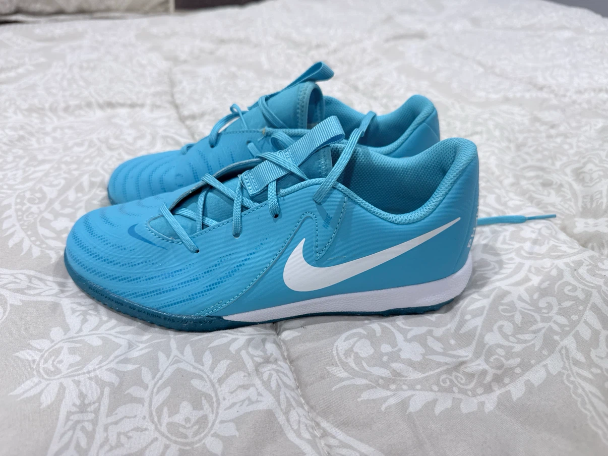 Nike Mercurial Vapor 15 Academy Youth Indoor Soccer Shoes - photo 3