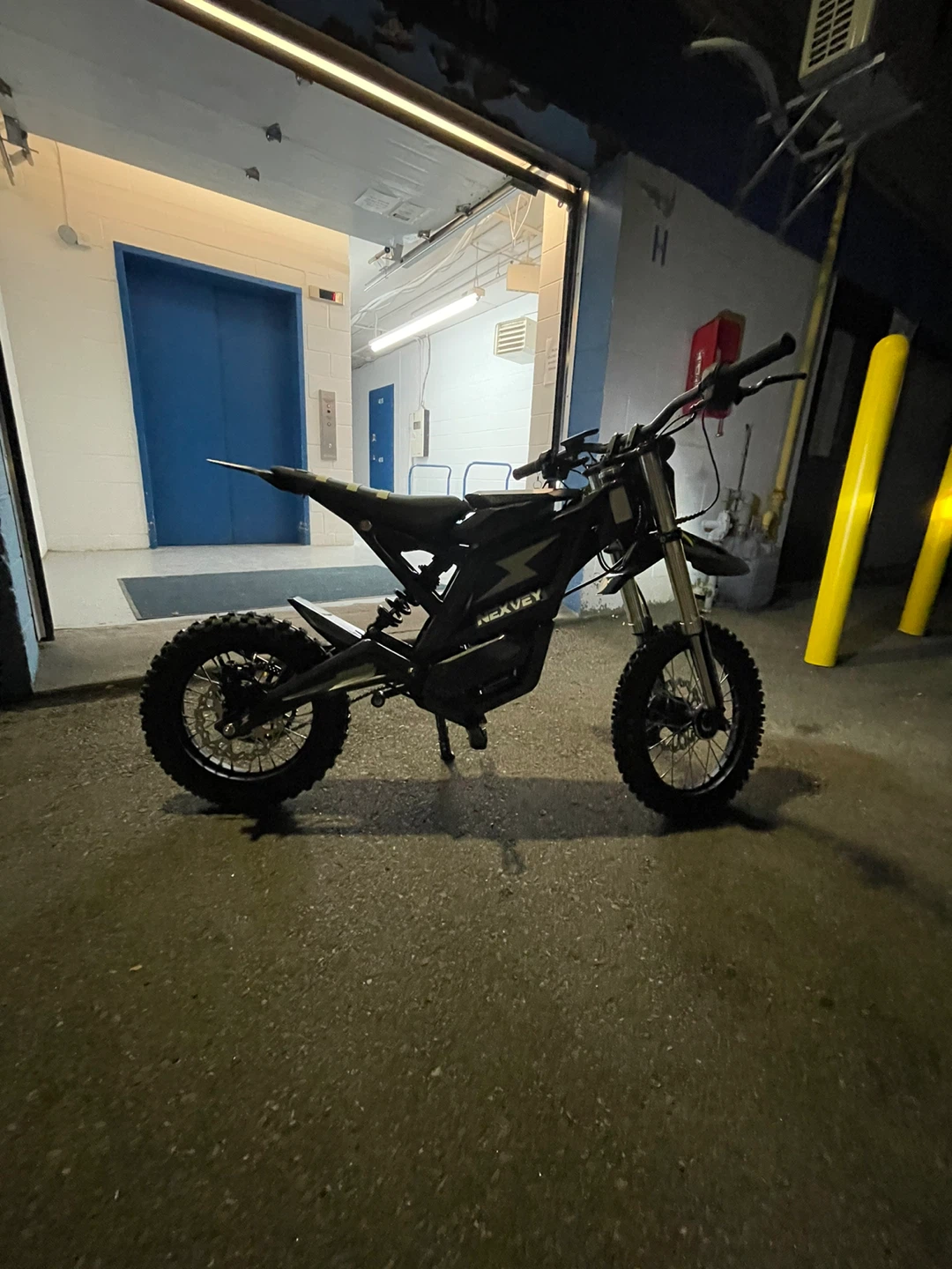 NEXVEY Flash Youth Electric Dirt Bike - photo 3