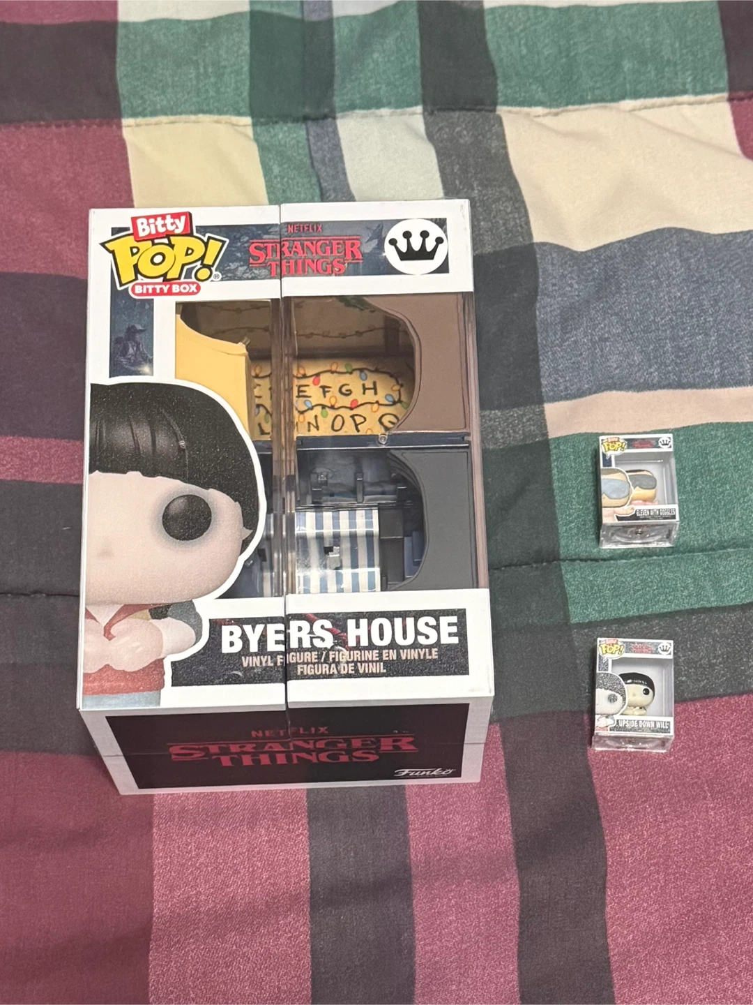 Funko Pop Stranger Things Byers House Display