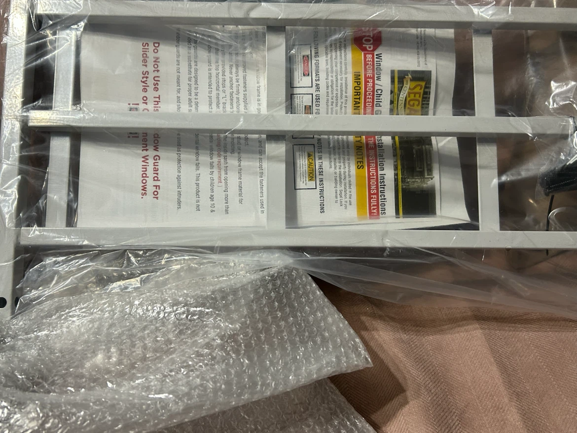 New-Segal Child Fall Prevention Window Guard - photo 2