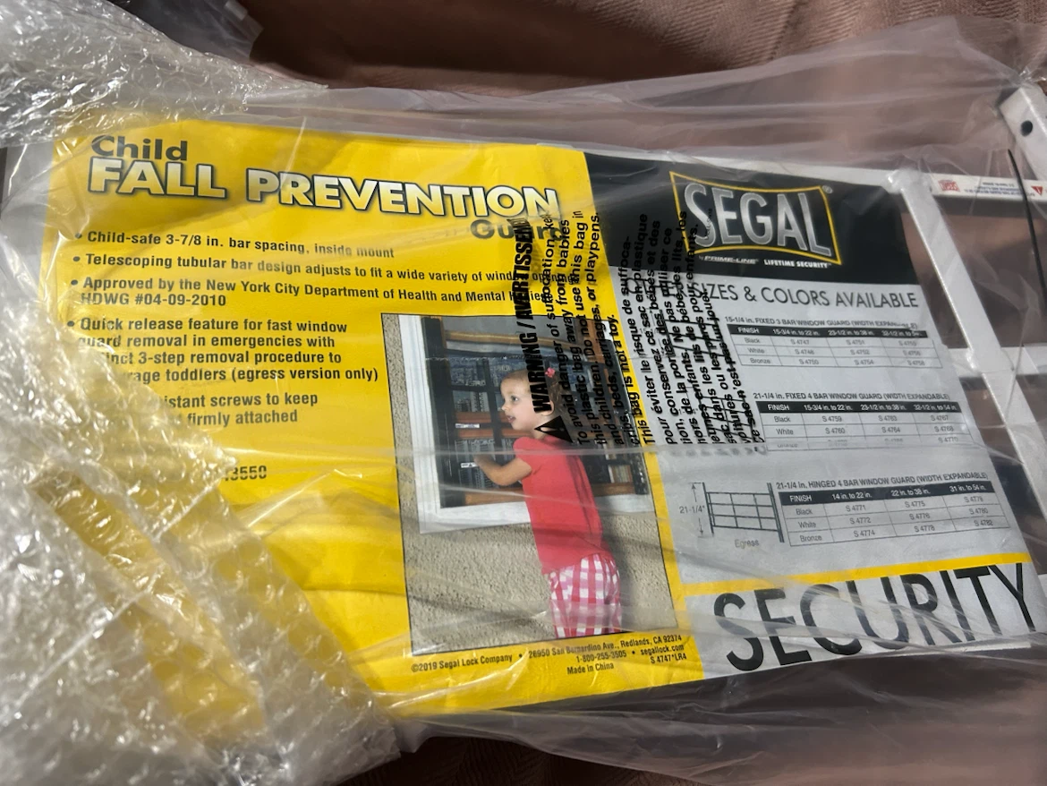 New-Segal Child Fall Prevention Window Guard - photo 4