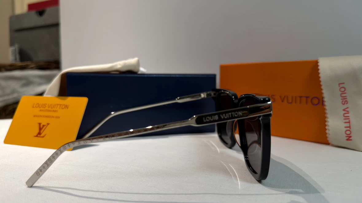 Louis Vuitton Sunglasses - photo 5