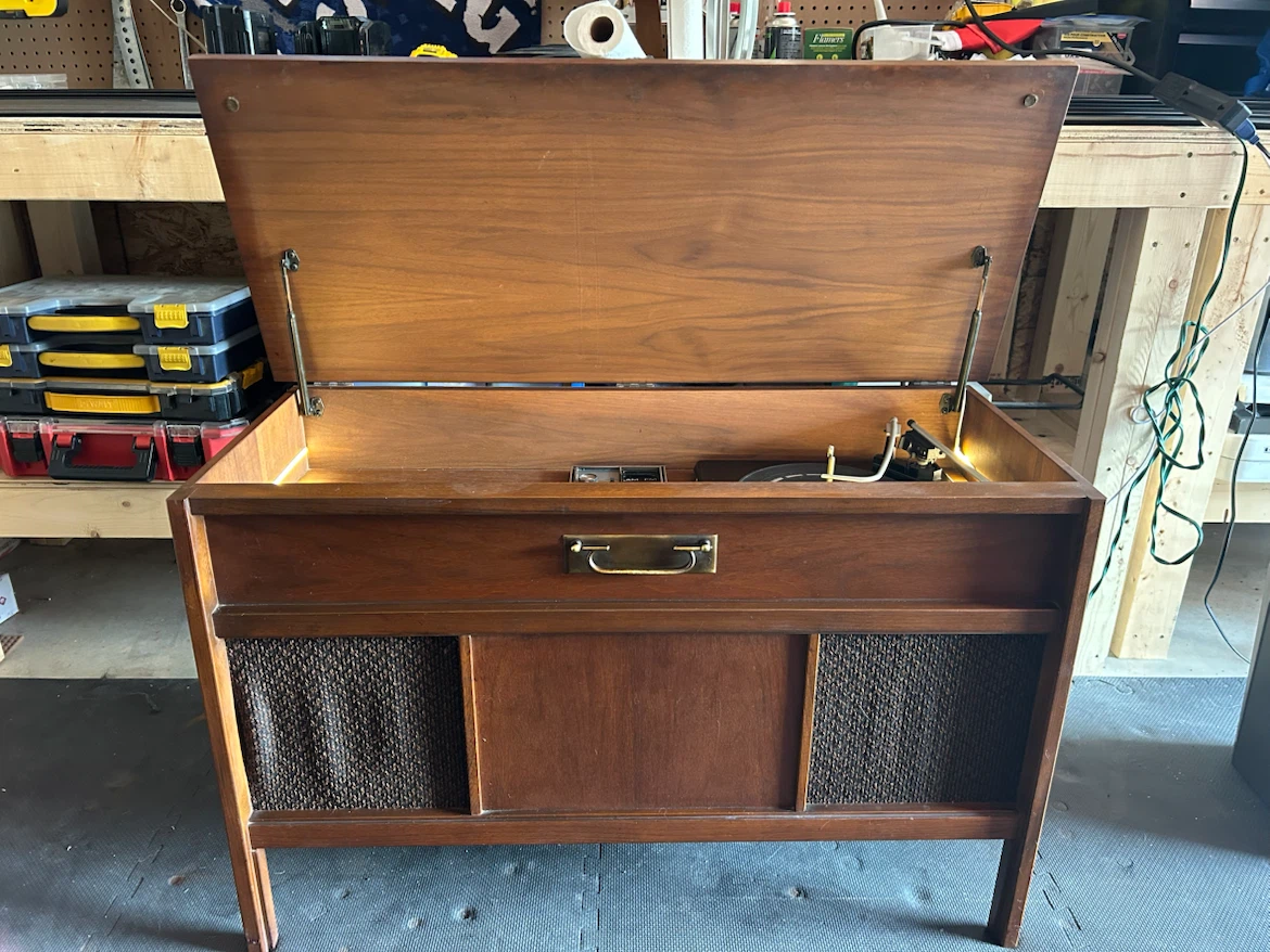 Vintage Wood Bar Cabinet with Storage - photo 2