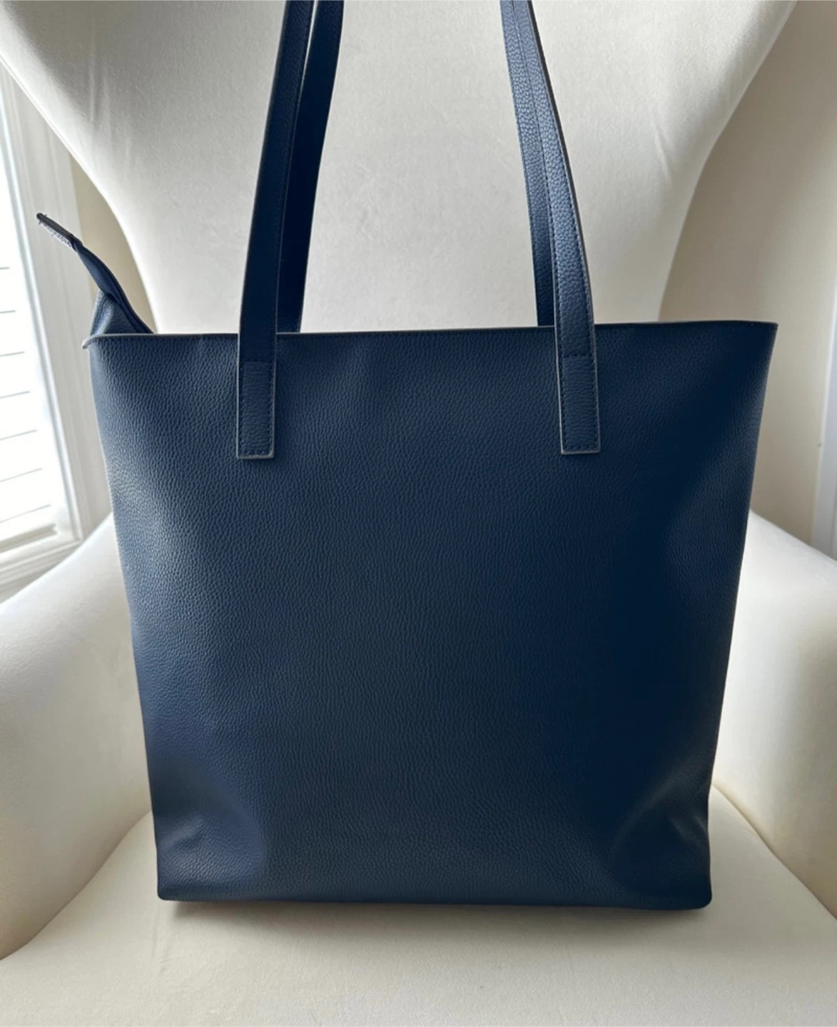 NEW! Roots Leather Tote Bag - photo 2