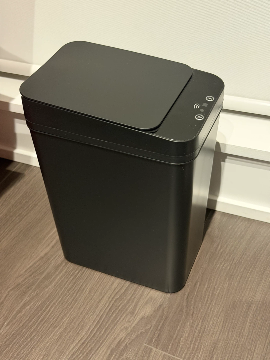 Motion Sensor Trash Can - photo 2