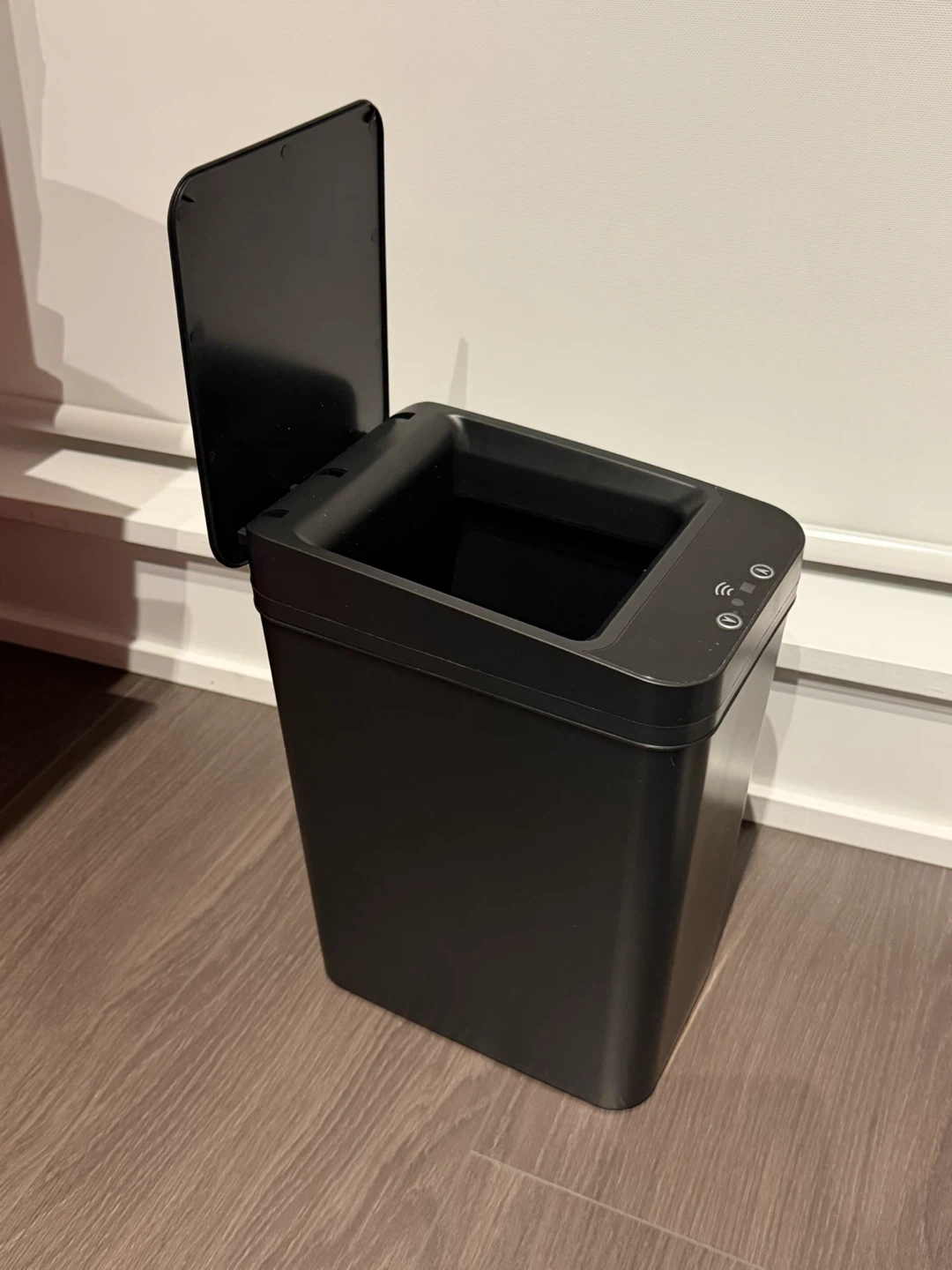 Motion Sensor Trash Can - photo 3