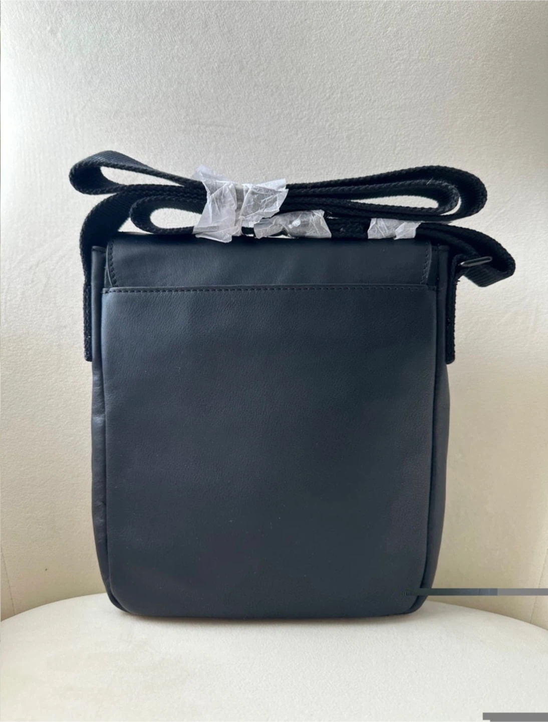 NEW! Fossil Leather Messenger Bag - photo 2