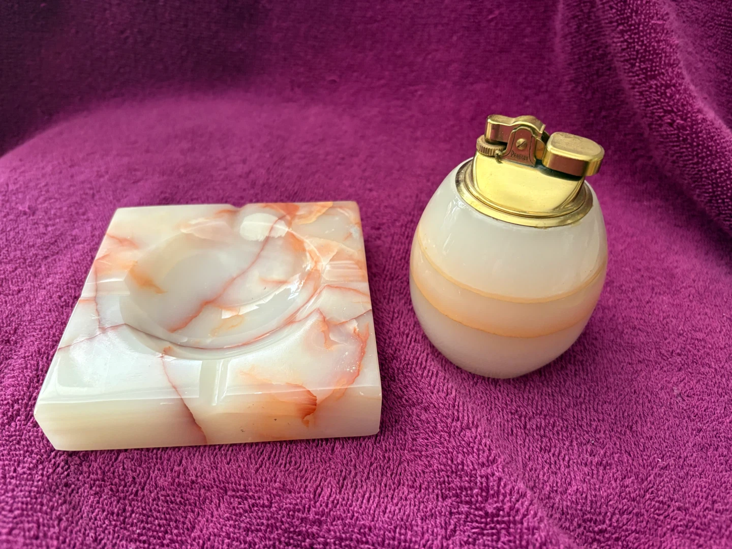 Onyx matching lighter and ashtray
