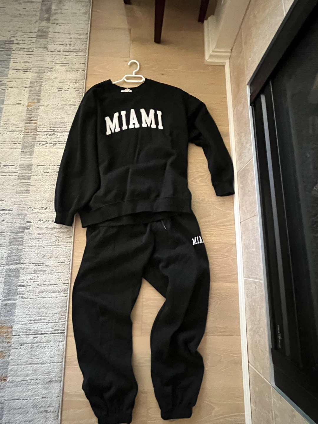Black Miami Set