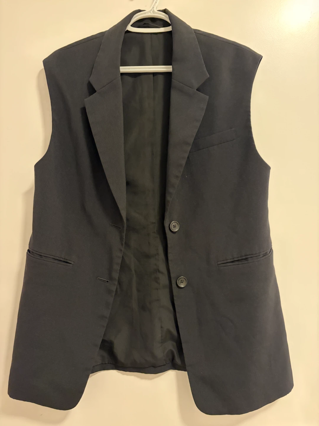GU / Sleeveless Blazer Vest