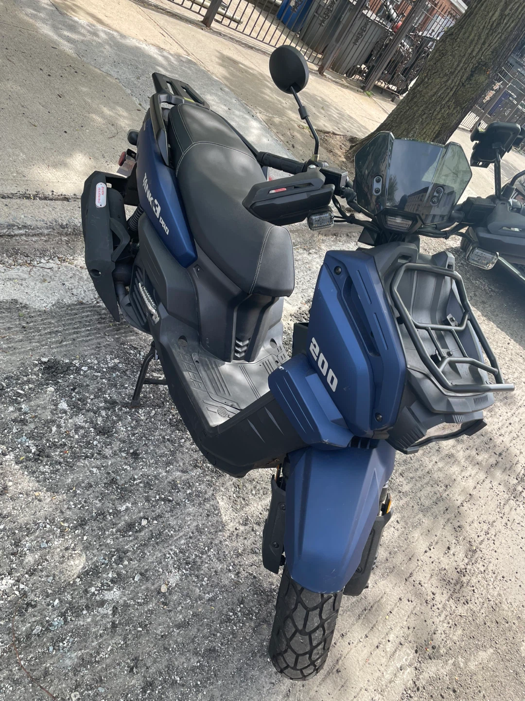 Tank 200 Electric Scooter