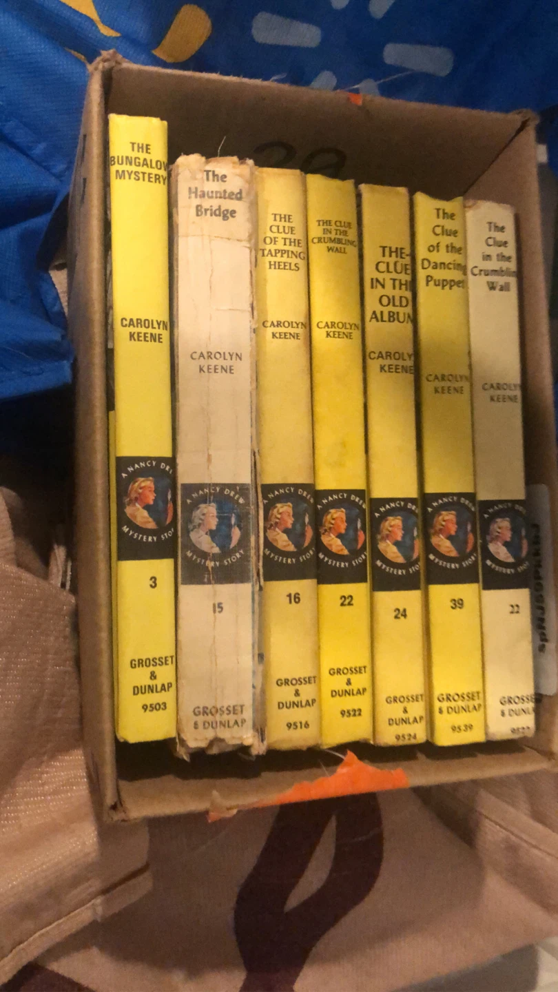 Vintage Nancy Drew Mystery Stories 7 Book Set by Carolyn Keene