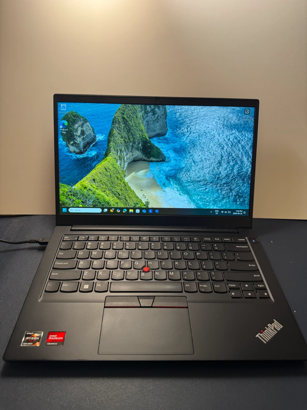 Lenovo ThinkPad Laptop - AMD Ryzen 5