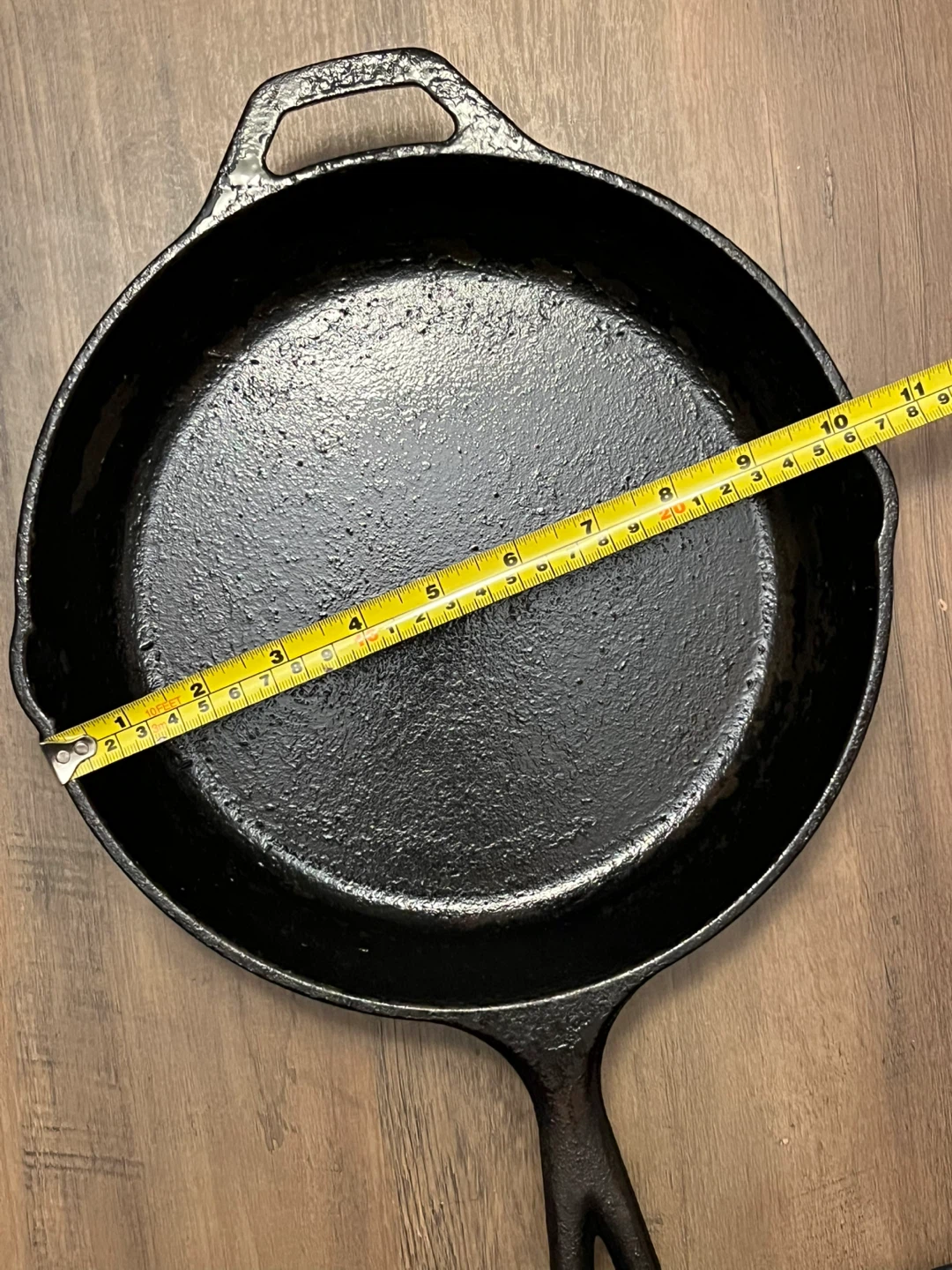 Lodge Cast Iron Skillet 10 1/2-inch - photo 5