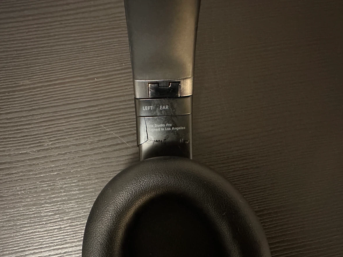 Beats Studio Pro Wireless Headphones - Black - photo 5