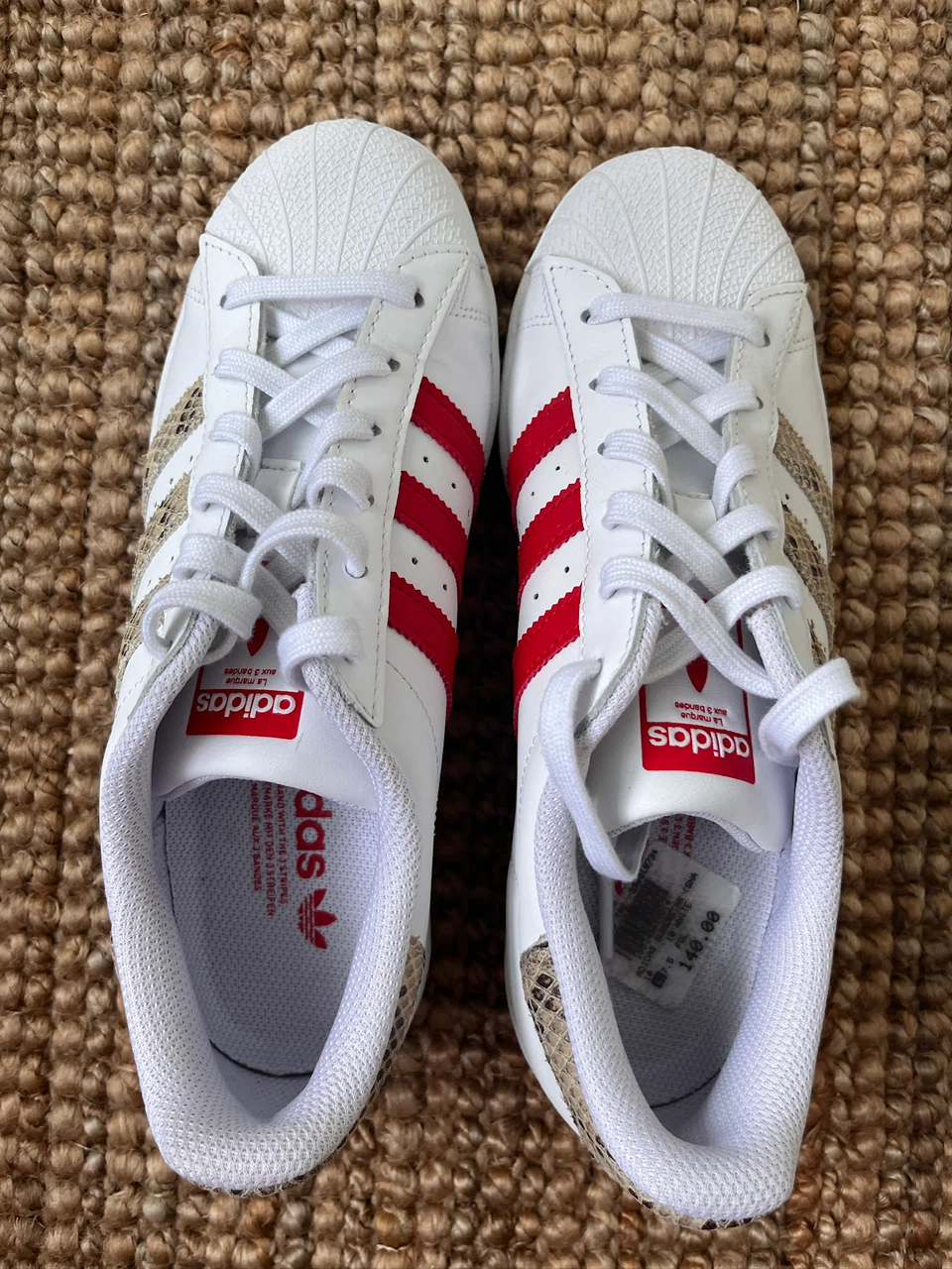 🚨 BRAND NEW ADIDAS SUPERSTARS (WOMEN’S 7.5) 🚨 - photo 4