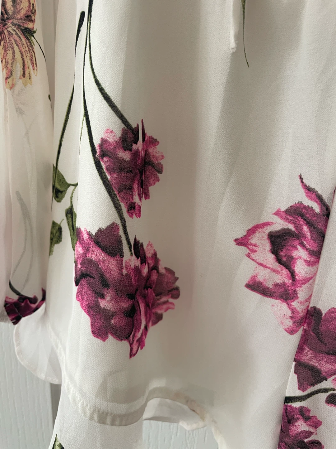 Forever 21 floral long sleeve romper size Small - photo 5