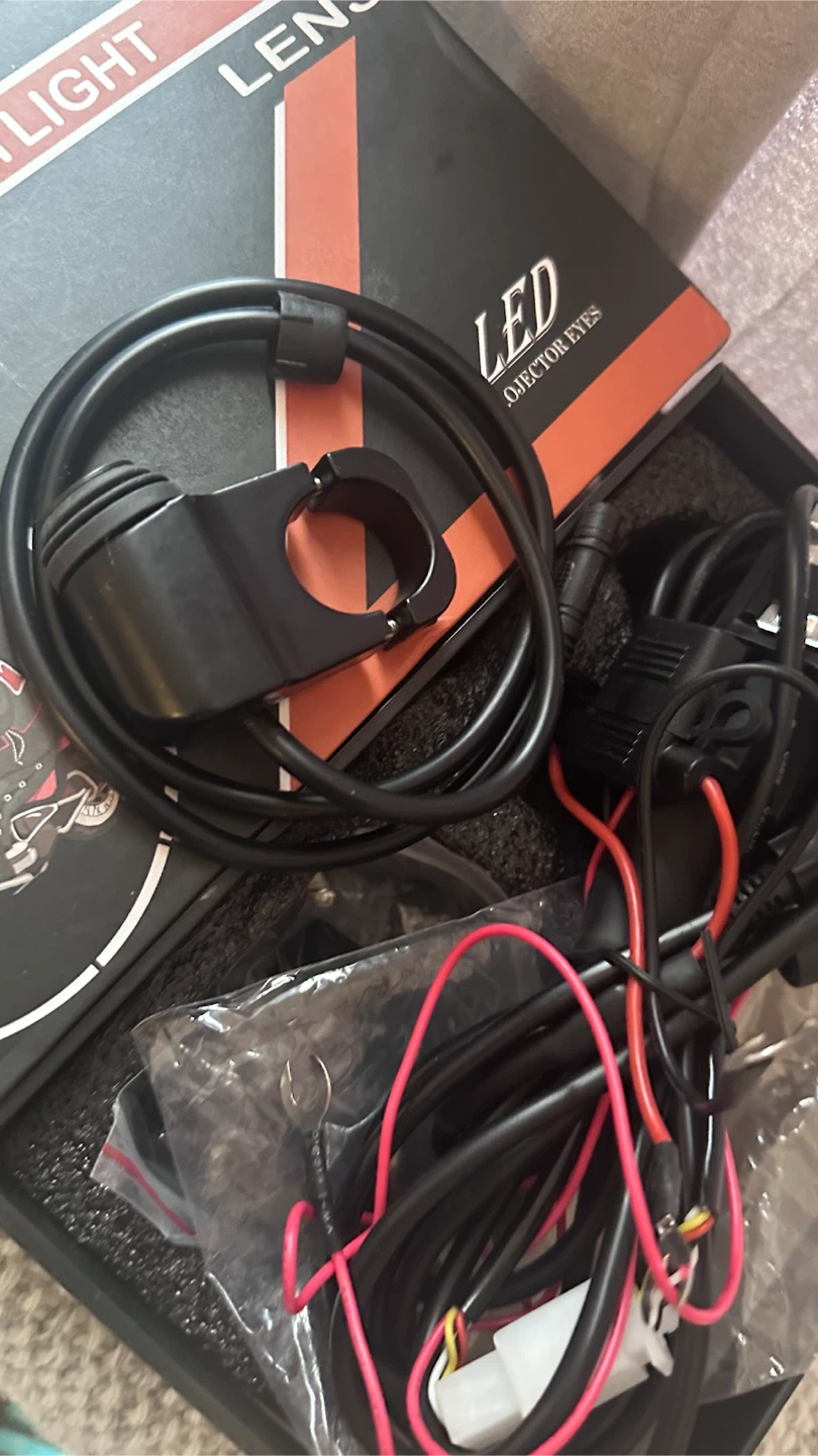 LED Motorcycle Spotlight Projector Eyes - photo 3